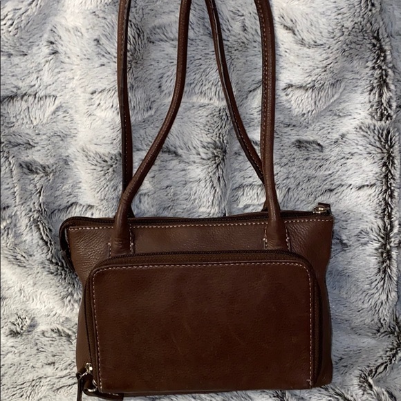 Mini fossil handbag barely used! - Picture 2 of 9